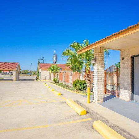 Pleasanton Executive Inn Extérieur photo